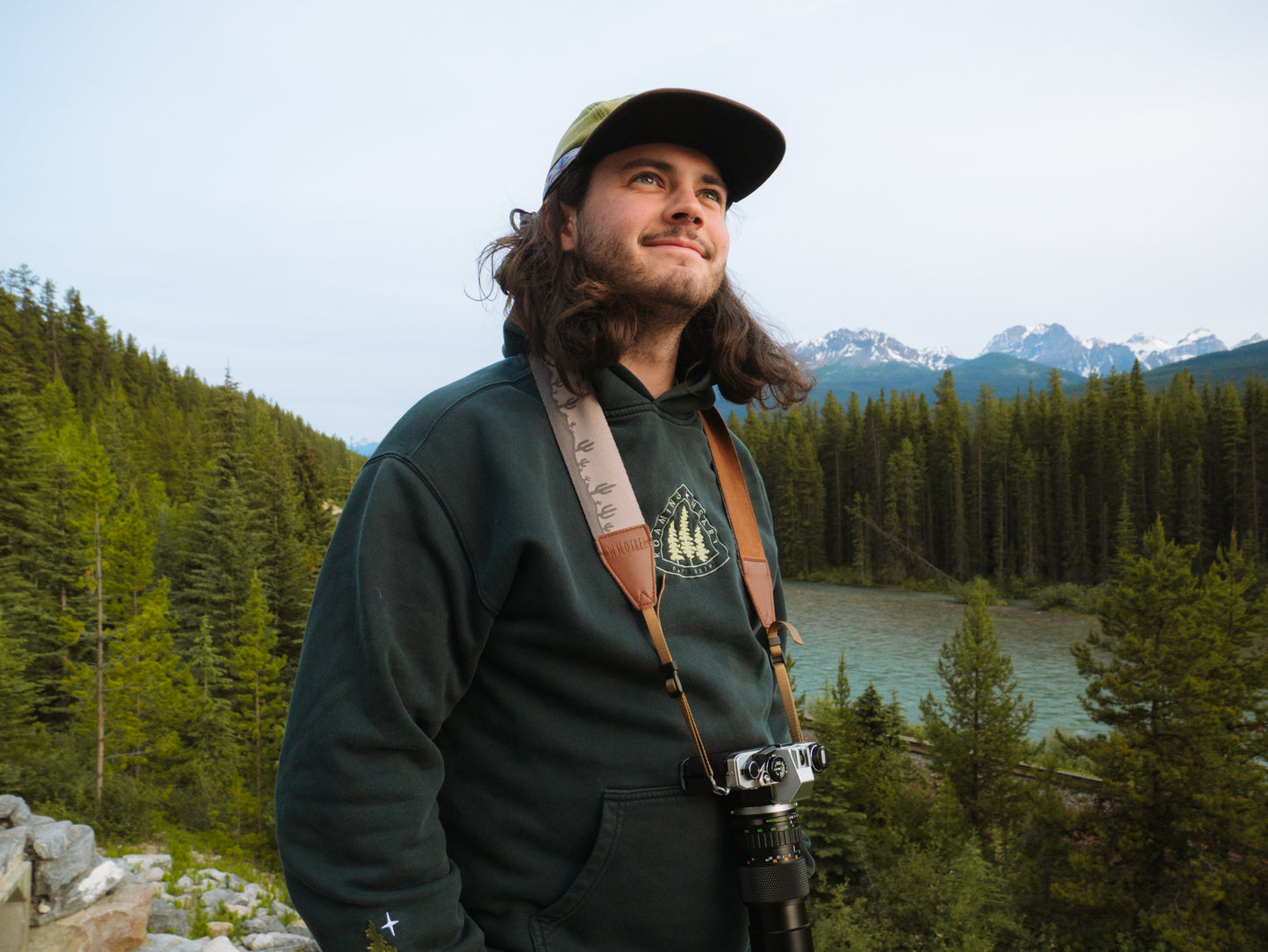 Roaming Heart | Embroidered Hoodie in Pine