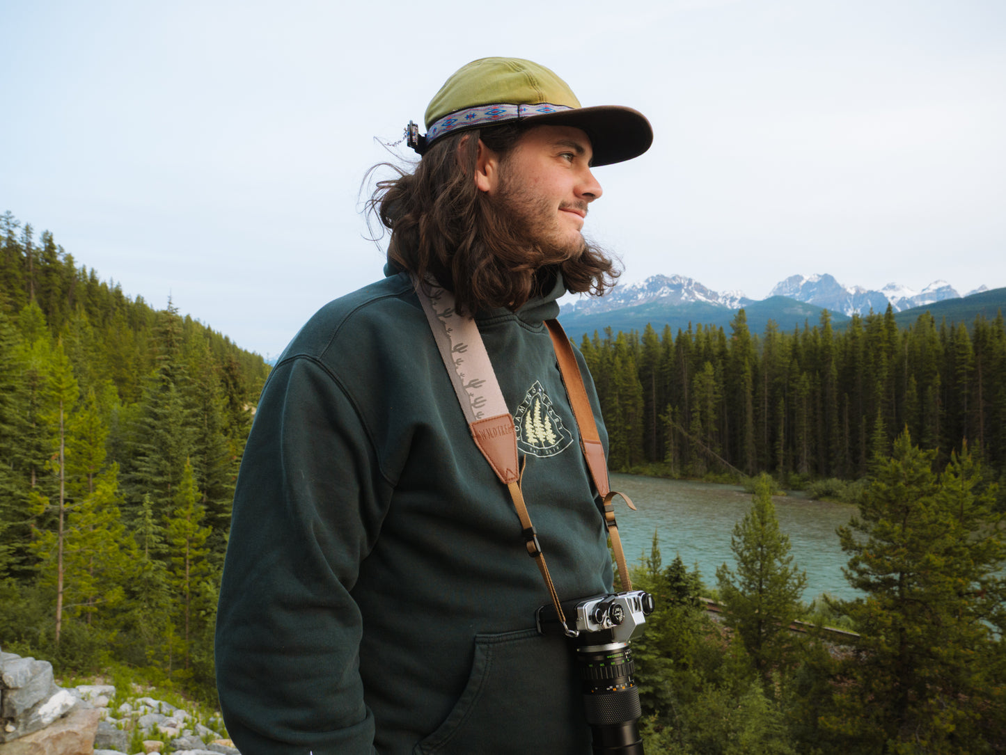 Roaming Heart | Embroidered Hoodie in Pine